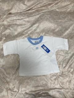 adidas ショート丈 Tシャツ