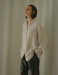 新品未使用MANOFBUSTER SET SHIRTS ベージュ 新品未使用MANOFBUSTER SET SHIRTS ベージュ