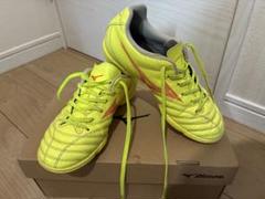 Mizuno サッカーシューズ ネオンイエロー