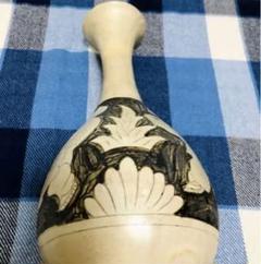 中国 骨董品 旧家蔵出し 磁州窯 鉄絵 刻划 唐童子文 瓶 中国 骨董品 旧家蔵出し 磁州窯 鉄絵 刻划 唐童子文 瓶