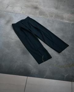 Kics Document. EX WOOL TWILL TUCK PANTSのサムネイル