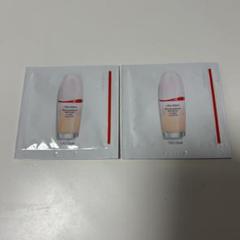SHISEIDO エッセンス スキングロウ　ファンデーション 130のサムネイル