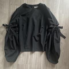 ADORE バルーンスリーブ ブラックシャツ
