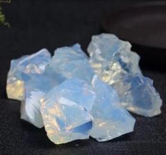 ラフクォーツ 一点もの✨ 天然オパール✨ クリスタルストーン✨ 原石パワーストー