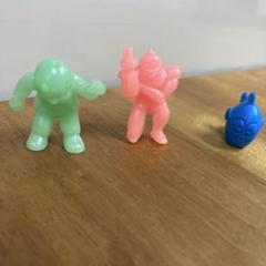 メトロイド　サムスアラン　ピンク色蛍光消しゴム　ファミコンチョコ メトロイド サムスアラン ピンク色蛍光消しゴム ファミコン