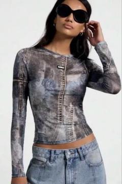 未使用　SHEIN AiiRZ デニム風フィット長袖トップス