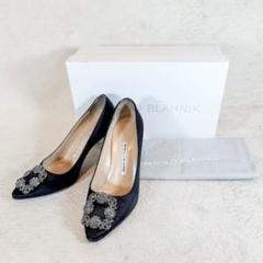 Manolo Blahnik マノロブラニク ハンギシ サテン 黒 袋 箱付
