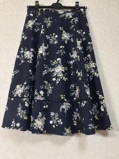 {ミッシュマッシュ} 美品 ネイビー フラワープリント フレアスカート 38 ミッシュマッシュ} 美品 ネイビー フラワープリント フレア