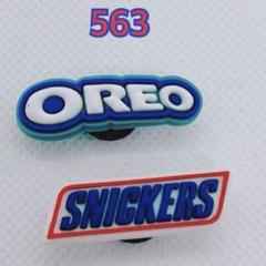 ジビッツ クロックス アクセサリー オレオ スニッカーズ お菓子 ロゴ