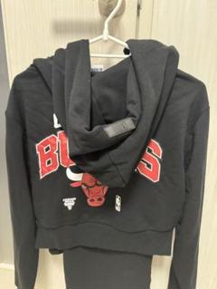 驚きの激安価格 GYDA】 BULLS メルカリ - セット ワンピースとフーディー ウェア