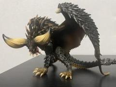ネルギガンテ　パッケージ版限定フィギュア Amazon.co.jp: モンスターハンター:ワールド コレクターズ
