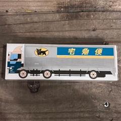 【非売品】ヤマト運輸 大型トラック10t車 新旧　2台セット限定 ノベルティ Amazon.co.jp: クロネコミニカー 新デザイン 2台セット 大型