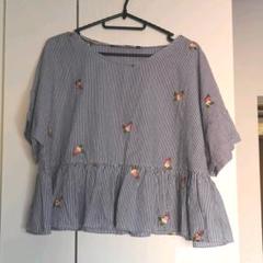 ZARA　トップスのサムネイル