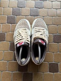 Nike Air Jordan 1 スニーカー ベージュ/ホワイトのサムネイル