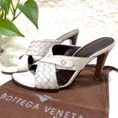 BOTTEGA VENETA ベージュ ローヒールミュール ギャザーベルト付き