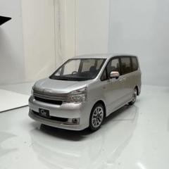 トヨタ 80系 ヴォクシー ノア カラーサンプルミニカー 2台セット｜Yahoo!フリマ（旧PayPayフリマ）