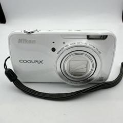 レトロ♡デジカメの人気が再燃♡ Nikon COOLPIX S8 充電器付き レトロ♡デジカメの人気が再燃♡ Nikon COOLPIX S8 充電器付き