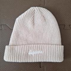 正規品 Supreme ジョングク着用色違いニット帽 ベージュ 100%コットン 正規品Supreme ジョングク着用色違いニット帽 ベージュ 100%コットン