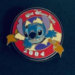 LE250 海外 Disney スティッチ メダル型 ランヤード　ピンバッジ キャストランヤード】 隠れミッキー スティッチ ピンバッジ