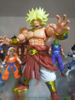 ドラゴンボール フィギュアライズスタンダードスーパーサイヤ人ブロリー全塗装完成品