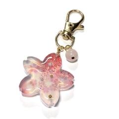 No. 3 レジン✖️天然石　ハンドメイド　キーホルダー　チャーム　桜