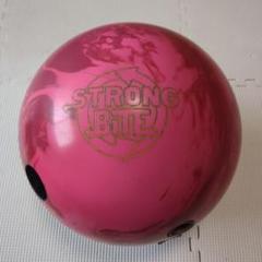 STRONG BITE ツアー ボウリングボール