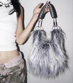 グレー ファー　musubore ムスボレ　手袋　バック く日はお得♪ musubore（ムスボレ）の「fur bag? gloves