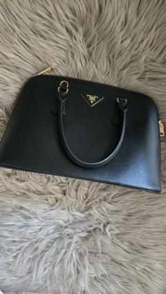 PRADA ハンドバッグ