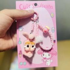 crybaby キーホルダー 新品未使用 CRYBABYキーホルダー ピンクの通販 by seichan's shop｜ラクマ