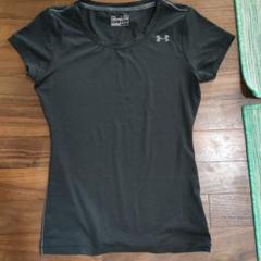 under armour MD FITTED トレーニングトップス 黒