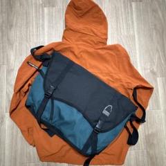 old deuter ドイター　グレー　メッセンジャーバッグ　古着　y2k old deuter ドイター グレー メッセンジャーバッグ 古着 y2k