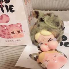 Crybaby wild but cutie クライベイビー ポップマート