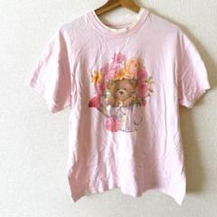 花とクマのプリント ピンクTシャツ