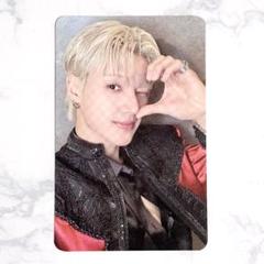 ATEEZ ウヨン　ソウルコン　トレカ ATEEZ ソウルコン トレカ サン ウヨン - メルカリ