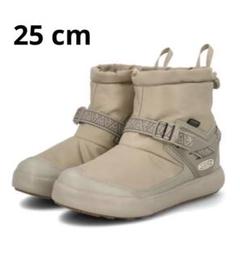 【美品】KEEN フッドロメオウォータープルーフ25 サファリ/ティンバーウルフ