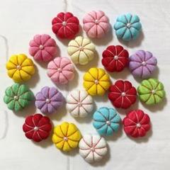 ハンドメイドうめ つまみ細工・吊るし飾り】カラフル梅☆20個セット
