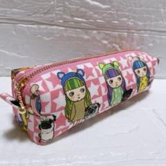 ペンケース　メガネケース　ボックスポーチ　ハンドメイド　犬柄　パグと女の子