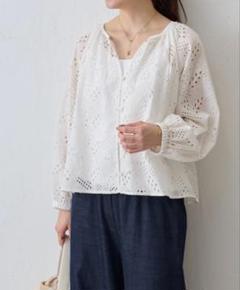 BEARDSLEY 刺繍シャツ美品 BEARDSLEY（ビアズリー）の「《ビアズリー》刺繍シャツ（シャツ