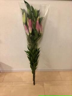 花 カサブランカと赤バラ 花束の中古 未使用品を探そう メルカリ