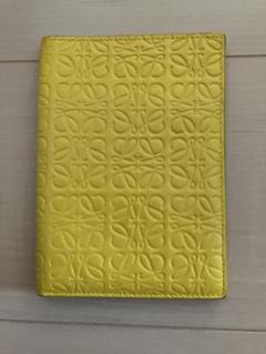 超稀少 LOEWE ロエベ パスポートケース リピートアナグラム イエロー 超稀少 LOEWE ロエベ パスポートケース リピートアナグラム