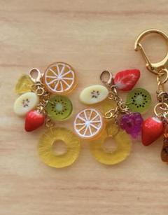 2個セット　ハンドメイド　フルーツチャーム