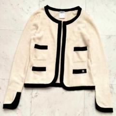 CHANEL アイボリー カーディガン 長袖　お値下げ♡ CHANEL - シャネル カーディガン CHANEL 超美品 アイボリー 生成