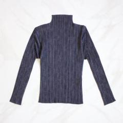 極美品 PLEATS PLEASE カットソー ボトルネック 紫 サイズ3（L） 極美品】PLEATS PLEASE デニム転写カットソー Lサイズ ブルー