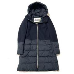 極美品✨HERNO ヘルノ ダウンコート ニット 切り替え 42 ネイビー 希少 美品☆HERNO｜19AW ネイビー 異素材切替ダウンコート 42