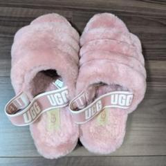 UGG モコモコサンダル　厚底　1095119 ピンク　アグ UGG モコモコサンダル 厚底 1095119 ピンク アグ - メルカリ