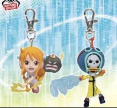 ワンピース フィギュアキーホルダー vol.7 全2種ナミ、ブルック