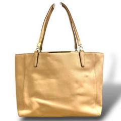 COACH コーチ トートバッグ　ハンドバッグ　ベージュ　肩掛け　大容量　Ａ４可