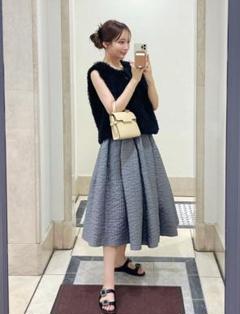 最終値下げHYEONヘヨン♡swan skirtフレアスカート フレアスカート