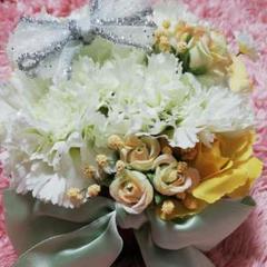 お供えに!カーネーションと薔薇の置物