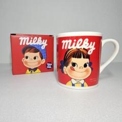 新品 希少ミルキー70周年ペコちゃん オリジナルビッグクッション